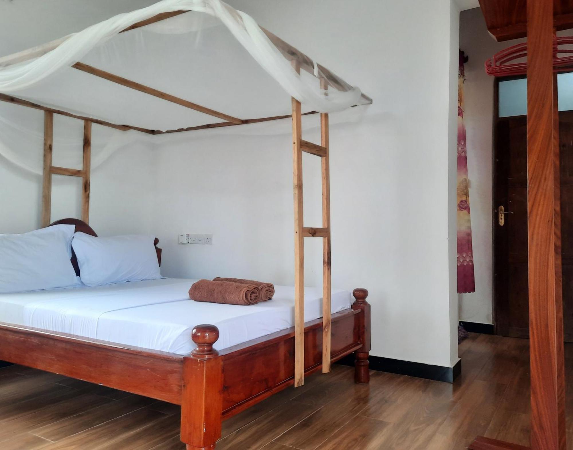 Kajificheni House Bed and Breakfast Nungwi Exteriör bild